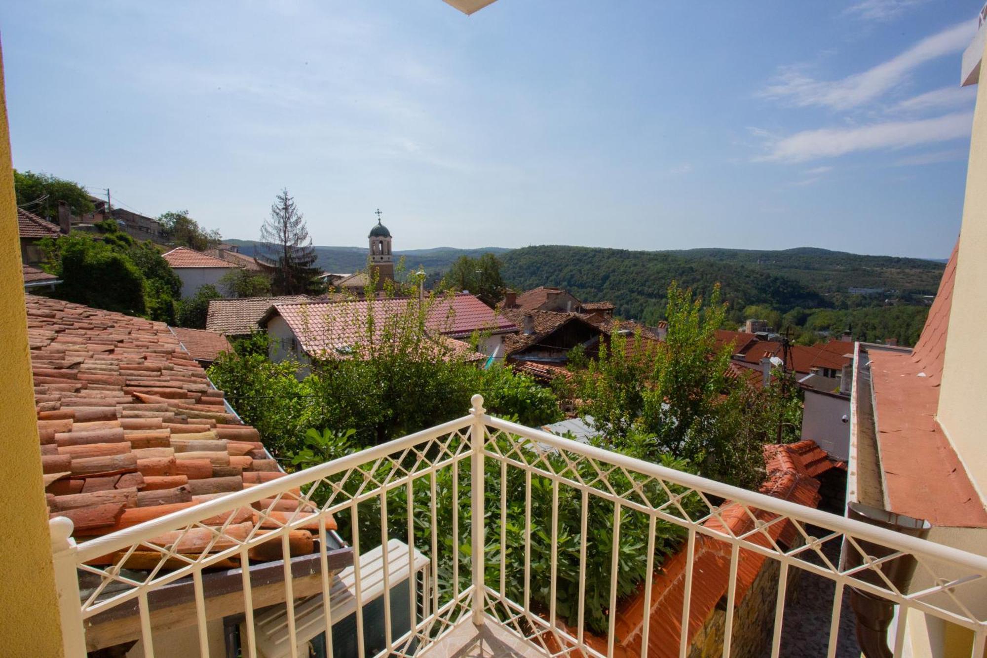 Къща За Гости Angelovi Veliko Tărnovo Exterior foto