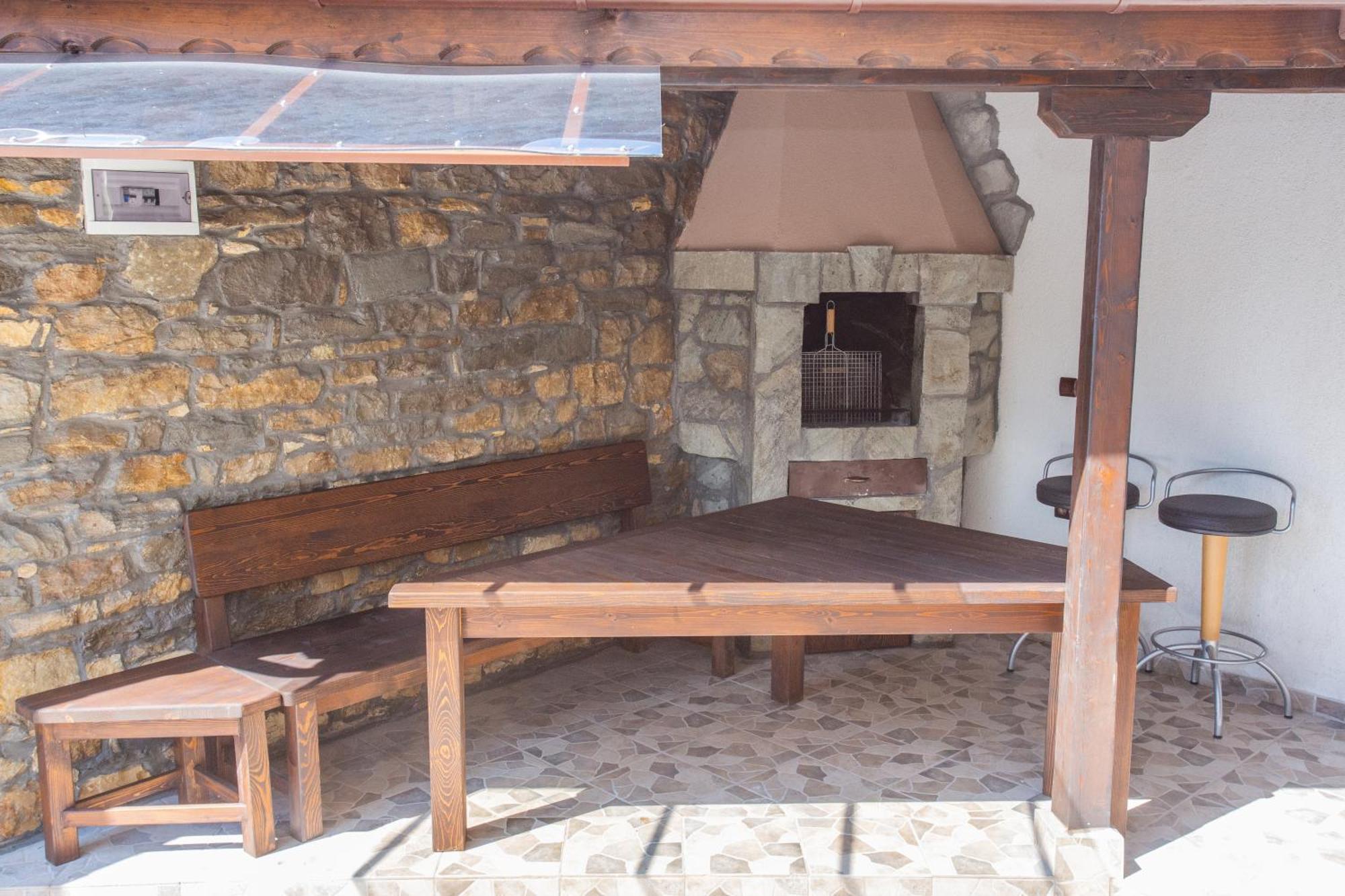 Къща За Гости Angelovi Veliko Tărnovo Exterior foto